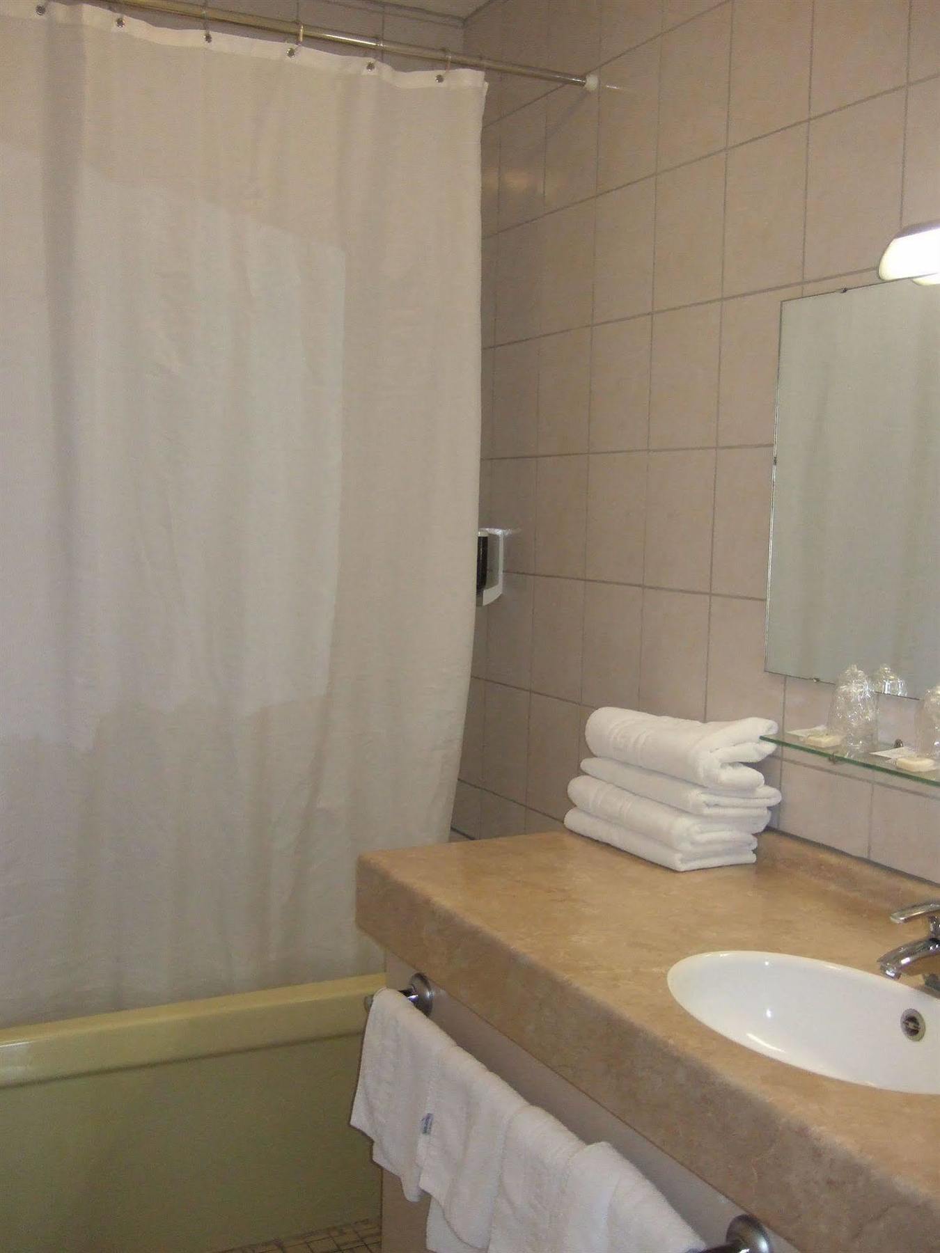 Domaine De L'Orisse Hotel Varennes-sur-Allier Екстериор снимка