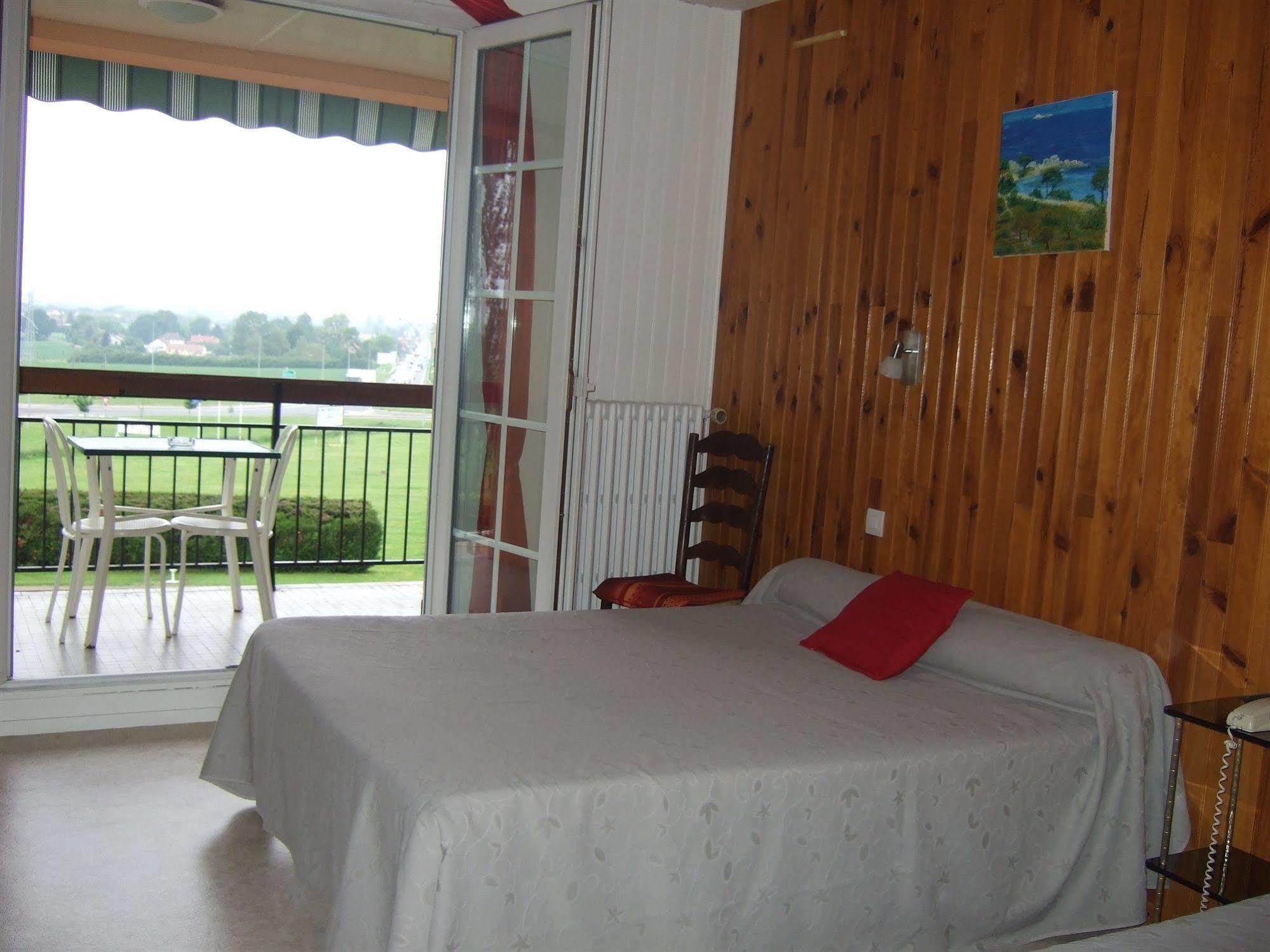 Domaine De L'Orisse Hotel Varennes-sur-Allier Екстериор снимка